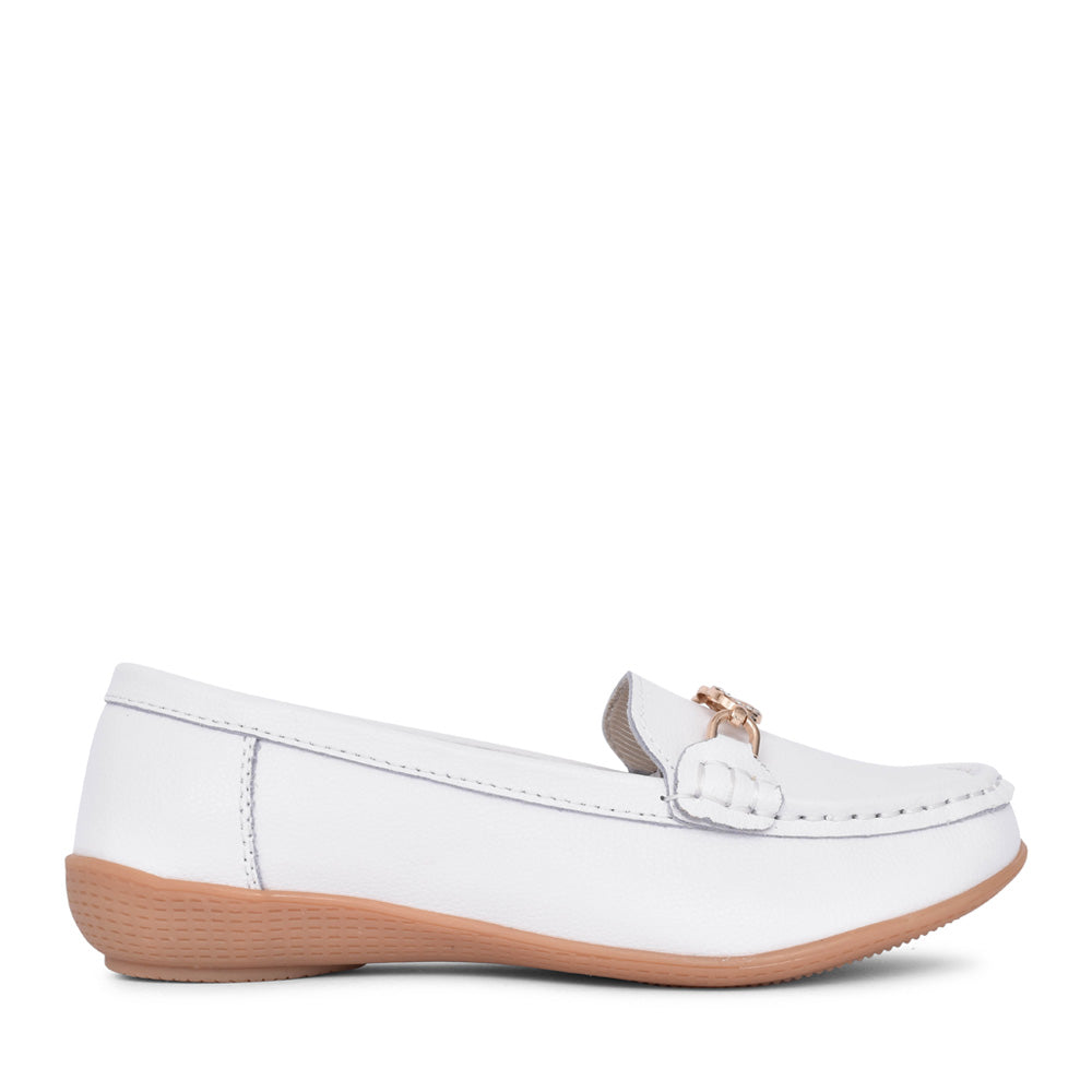 Ladies Kasbah Slip-on Shoe In White