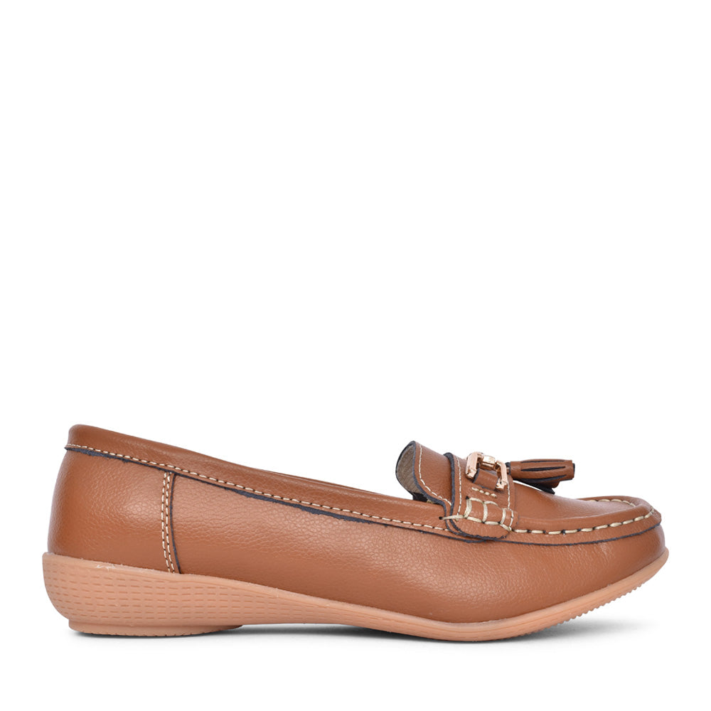 Ladies Nautical Slip-on Shoe In Tan