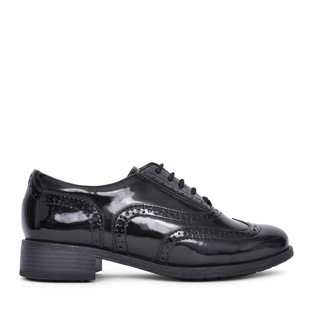 Ladies Havisham Oak E-fit Laced Brogue In Blk Patent