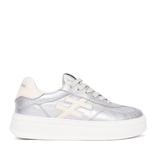 Ladies A035 2641 Laced Trainer In Silver