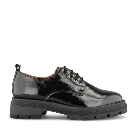 Girls Kanna Laced Shoe In Blk Patent