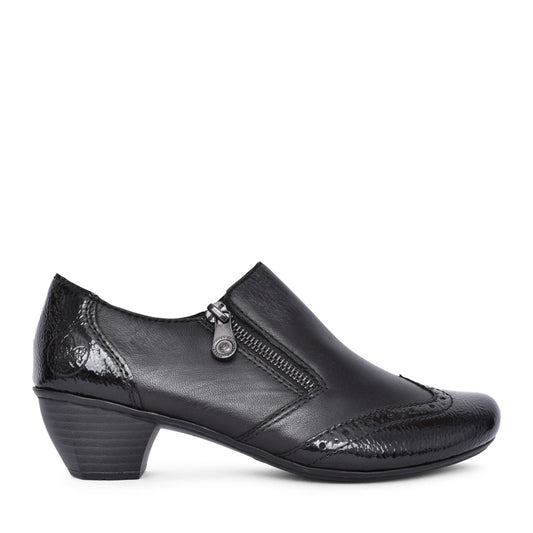 Ladies 41757 Low Heel Slip-on Shoe In Black