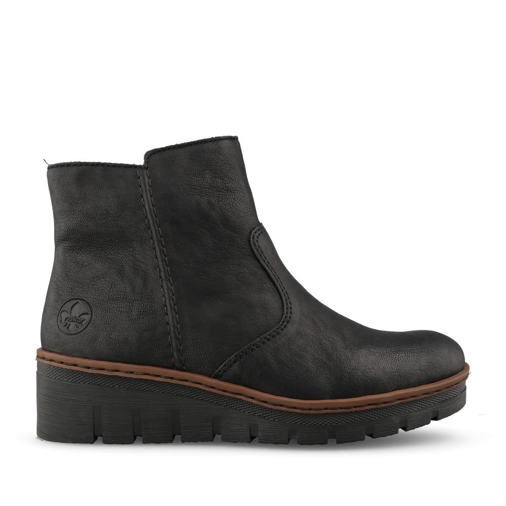 Ladies X9165 Ankle Boot In Black