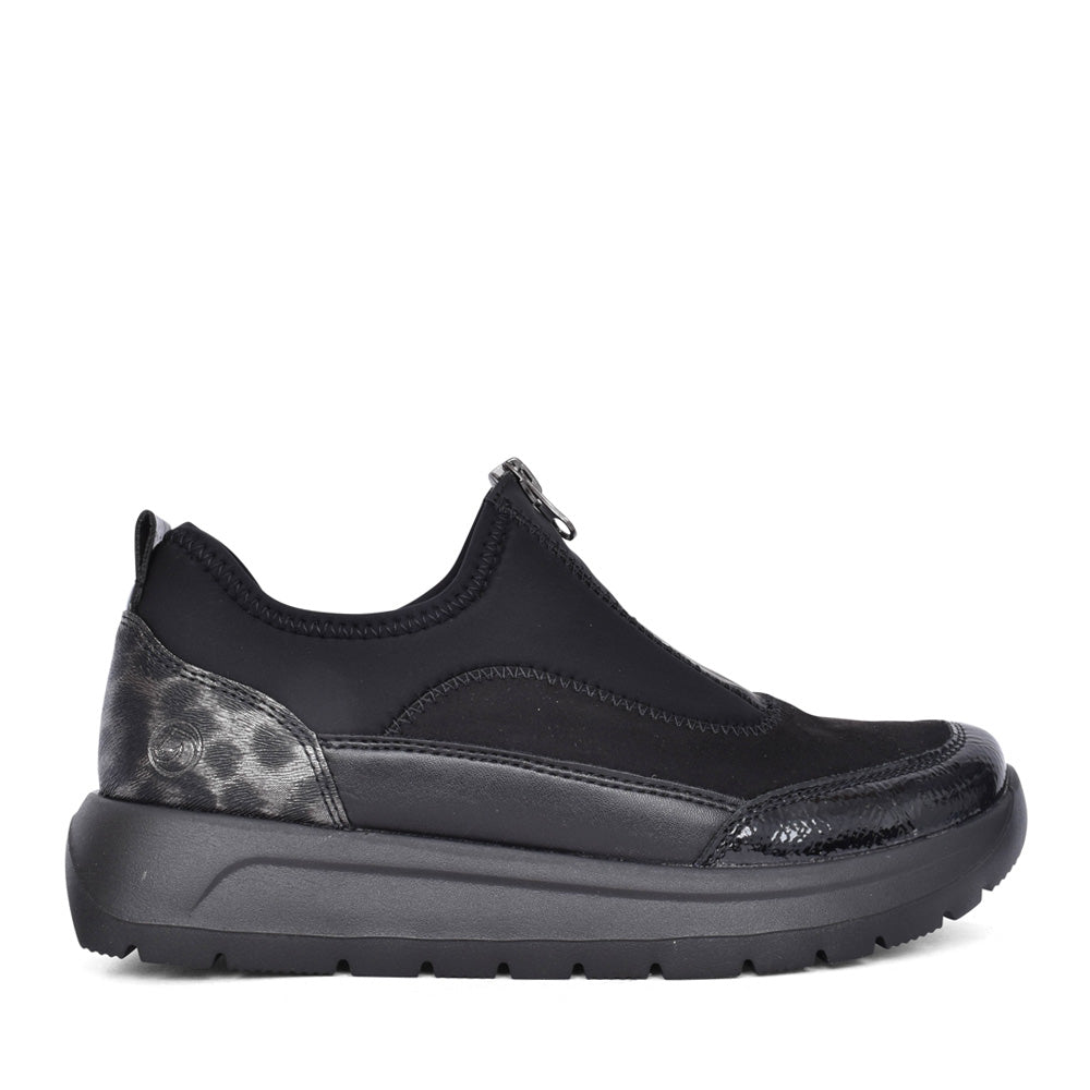 Ladies D2v01 Slip-on Shoe In Black