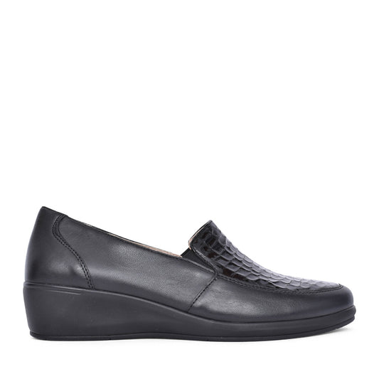 Ladies 9-24352 Slip-on Shoe In Black