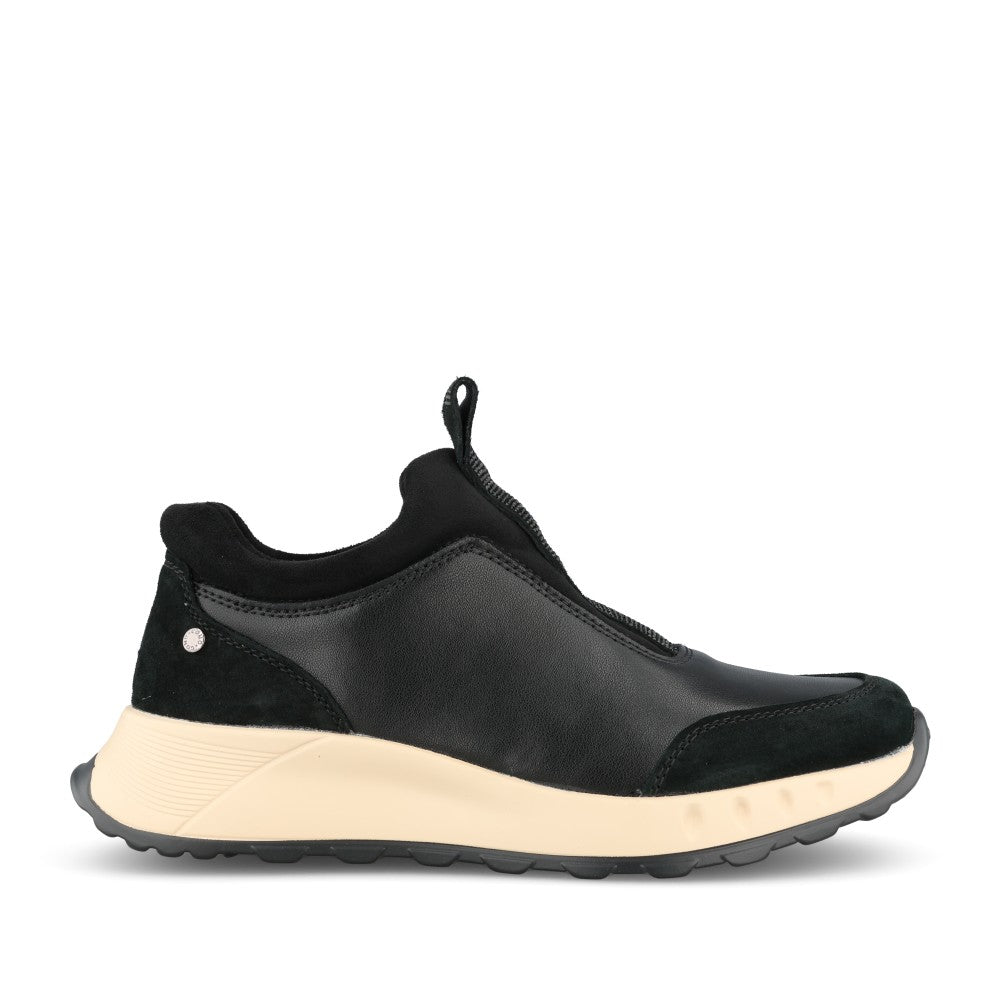 Ladies Fusine Slip-on Trainer In Black