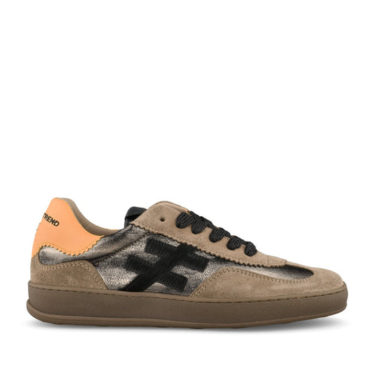 Ladies A032 8337 Laced Trainer In Bronze