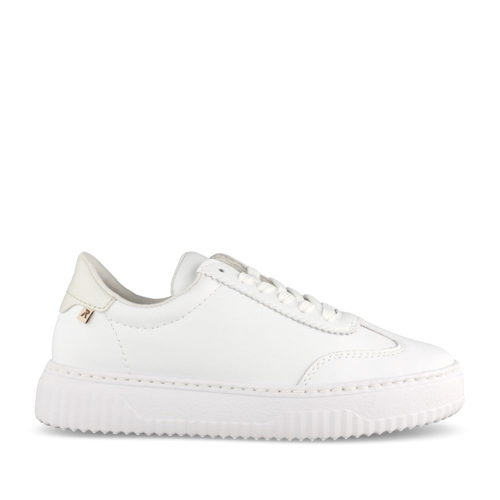 Ladies N9910 Laced Trainer In White