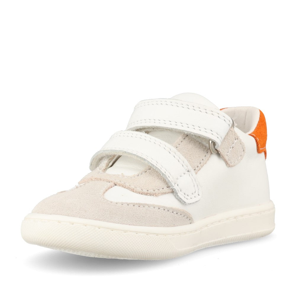 Boys 14033 Velcro Shoe In White