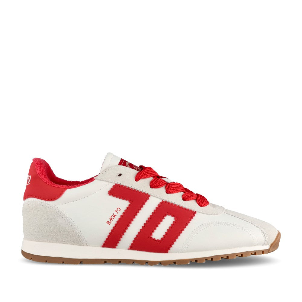 Ladies Asian G26-04 Laced Trainer In Red