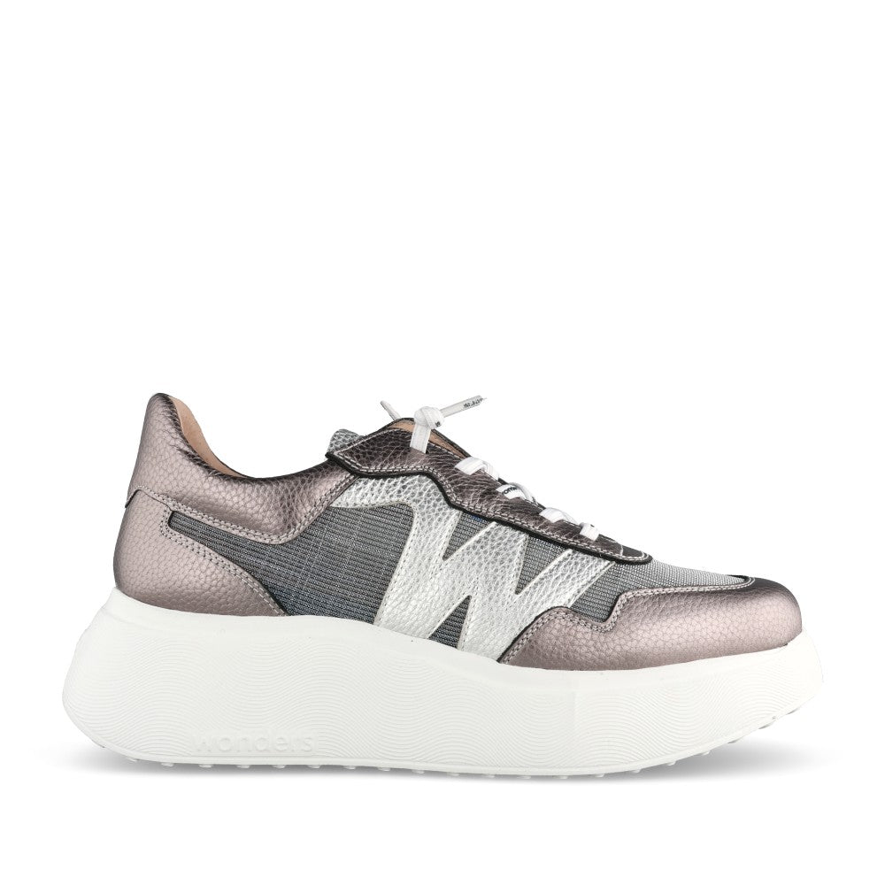 Ladies A-3640 Slip-on Trainer In Platinum