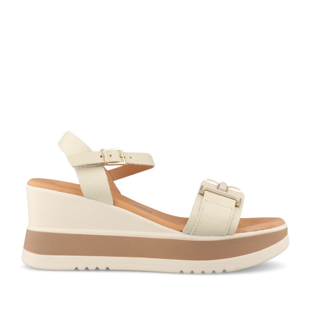 Ladies 5981 Wedge Sandal In Cream