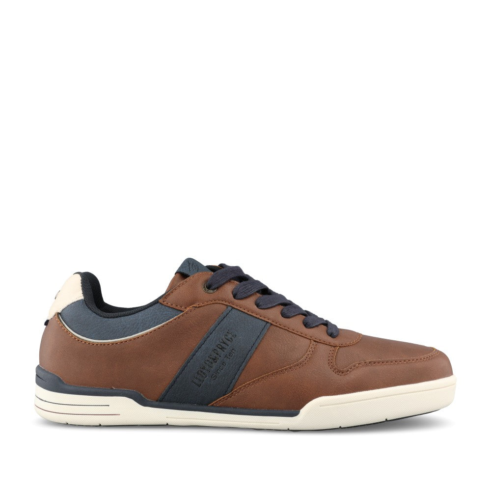 Mens Berthwick Laced Trainer In Camel
