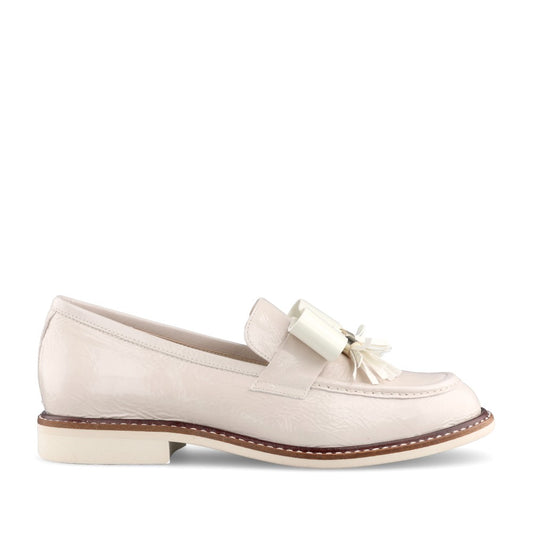 Ladies 9206 Loafer In White