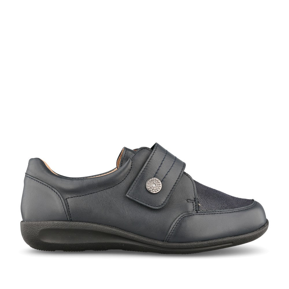 Ladies Ember 68205n 2v Velcro Shoe In Navy