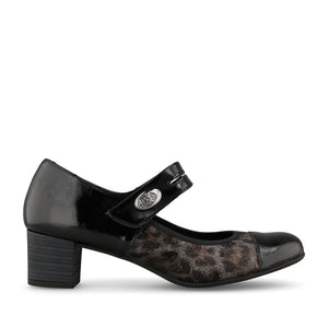 Dorking by Fluchos Ladies D8637 Mary Jane In Black