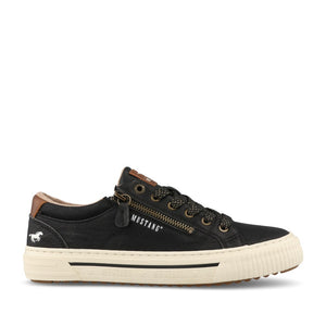 Mustang Ladies 15M0112011 Trainer In Black