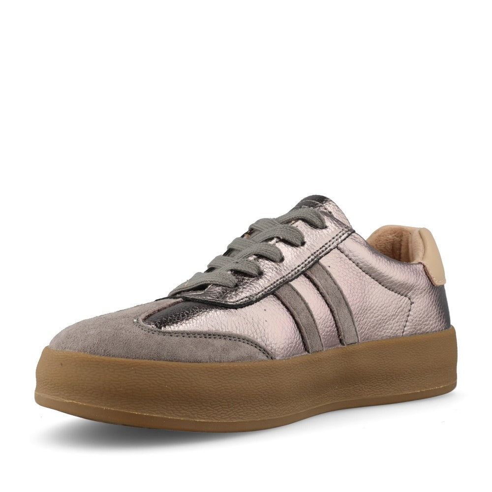 Drilleys Ladies Thirty Two Trainer In Burnt Nickle