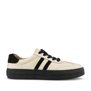 Drilleys Ladies Thirty Two Trainer In Whipped Jedi