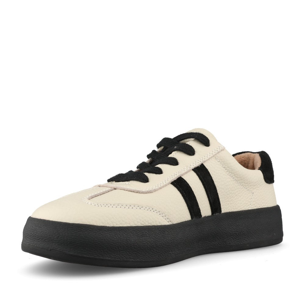 Drilleys Ladies Thirty Two Trainer In Whipped Jedi