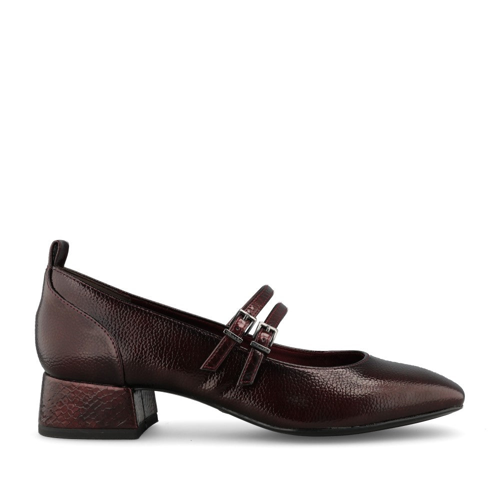Tamaris Ladies 1-22318 Low Heel Double Strap In Burgandy