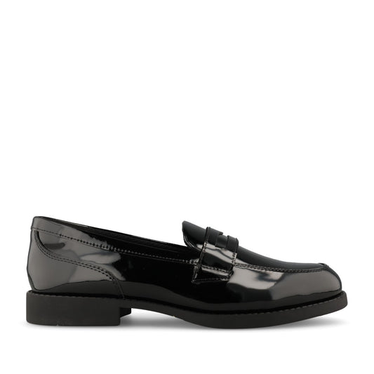 Clarks Girls Tapa Edge Y G-FIT Slip-On Shoe in Black Leather