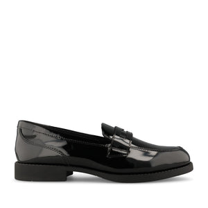 Clarks Girls Tapa Edge Y F-FIT Slip-On Shoe in Black Patent