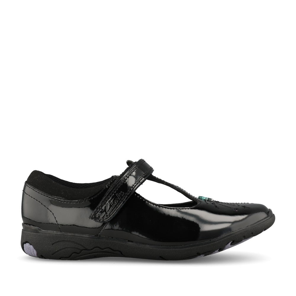 Clarks Girls Relda Magic F-FIT T-Bar Shoe in Black Patent