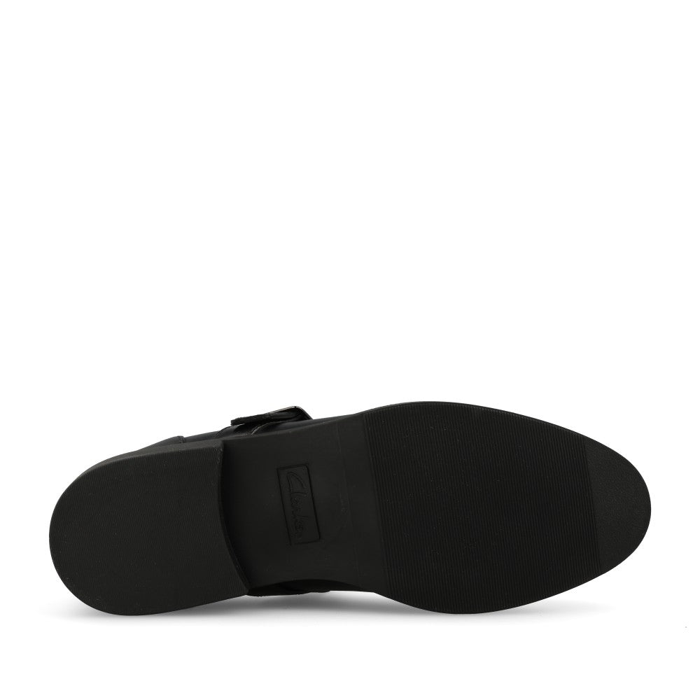 Clarks Girls Tapa Skip Y G-FIT Mary Jane Sh in Black Leather