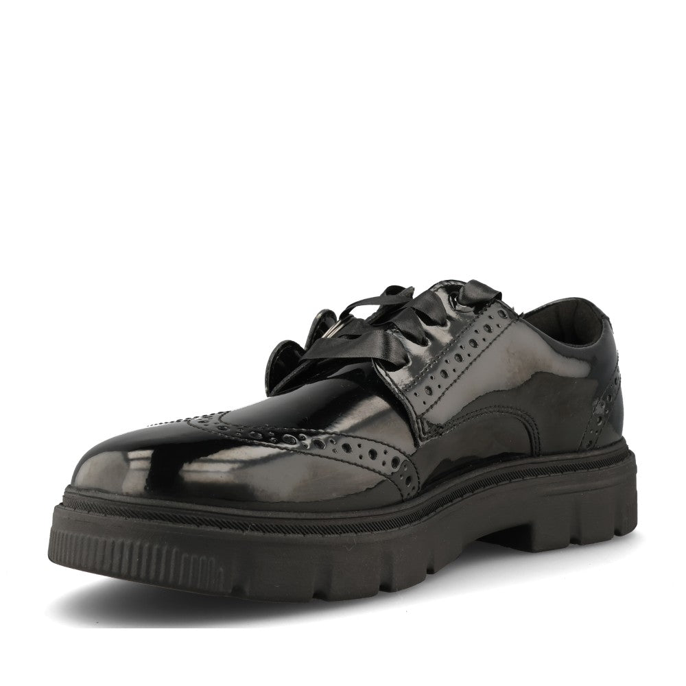 Clarks Girls Lorcam Lace F-FIT Lace Up Shoe in Black Patent