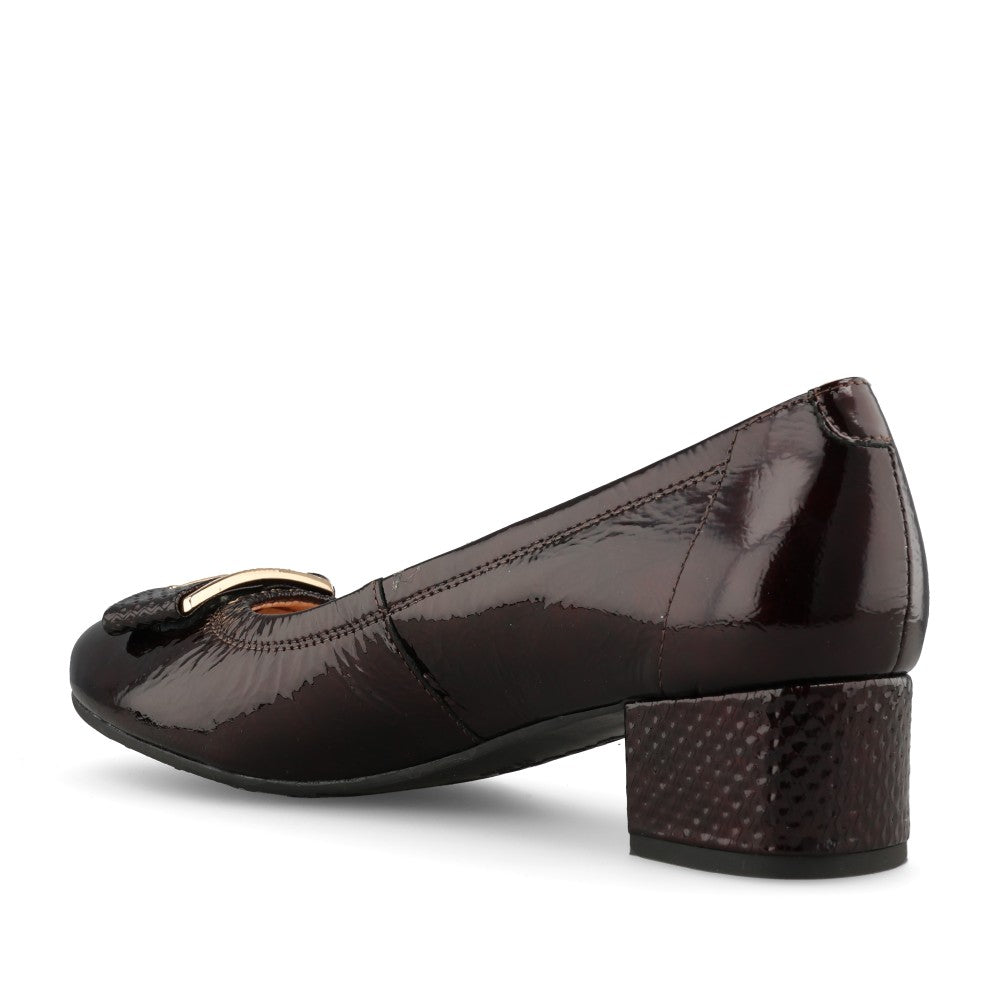 Ladies 5632 G-fit Low Heel Court Shoe In Burgandy Patent