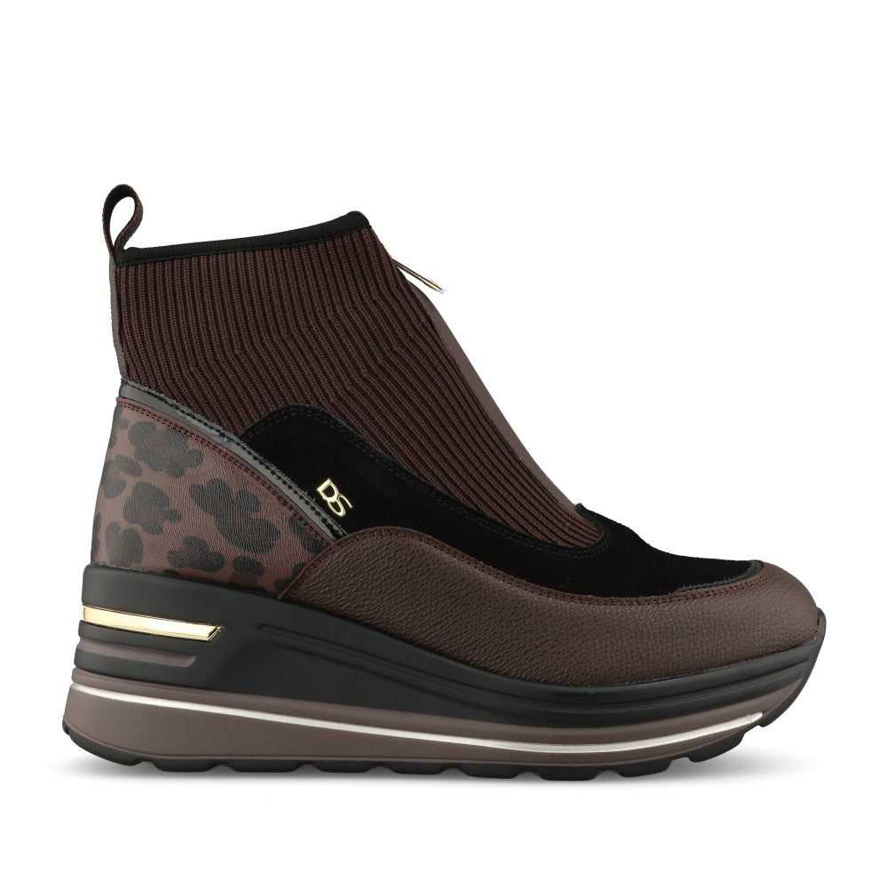 Donna Serena Ladies 566127DM Ankle Boot In Brown