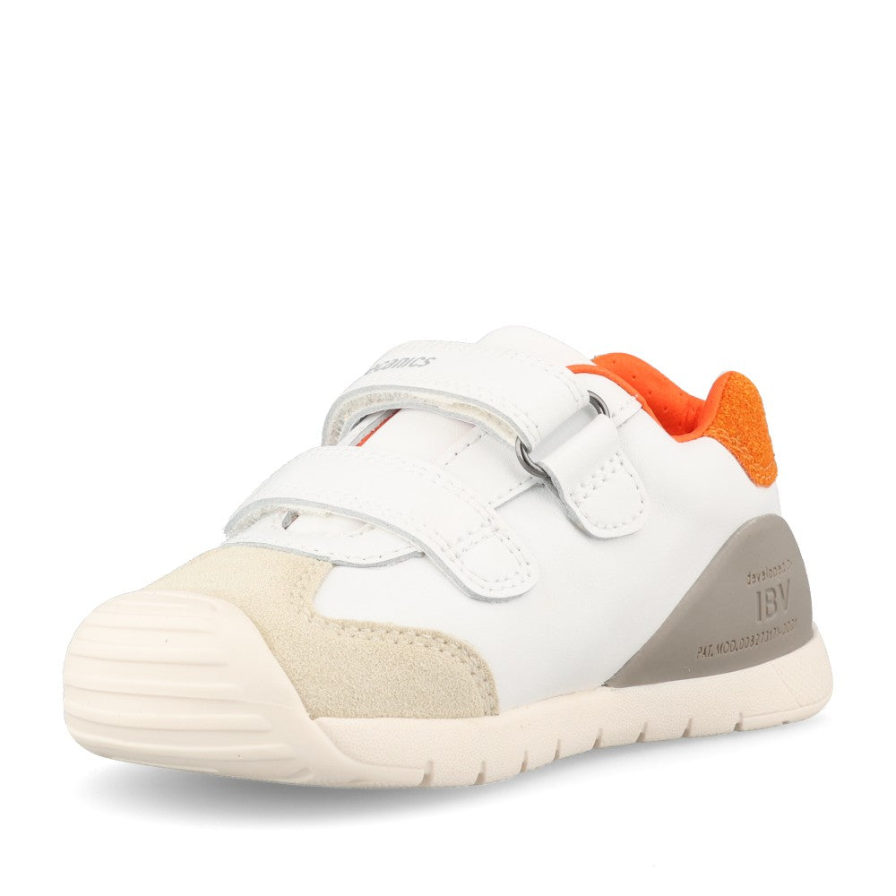 Biomecanics Boys 261108-E901 Shoe In White