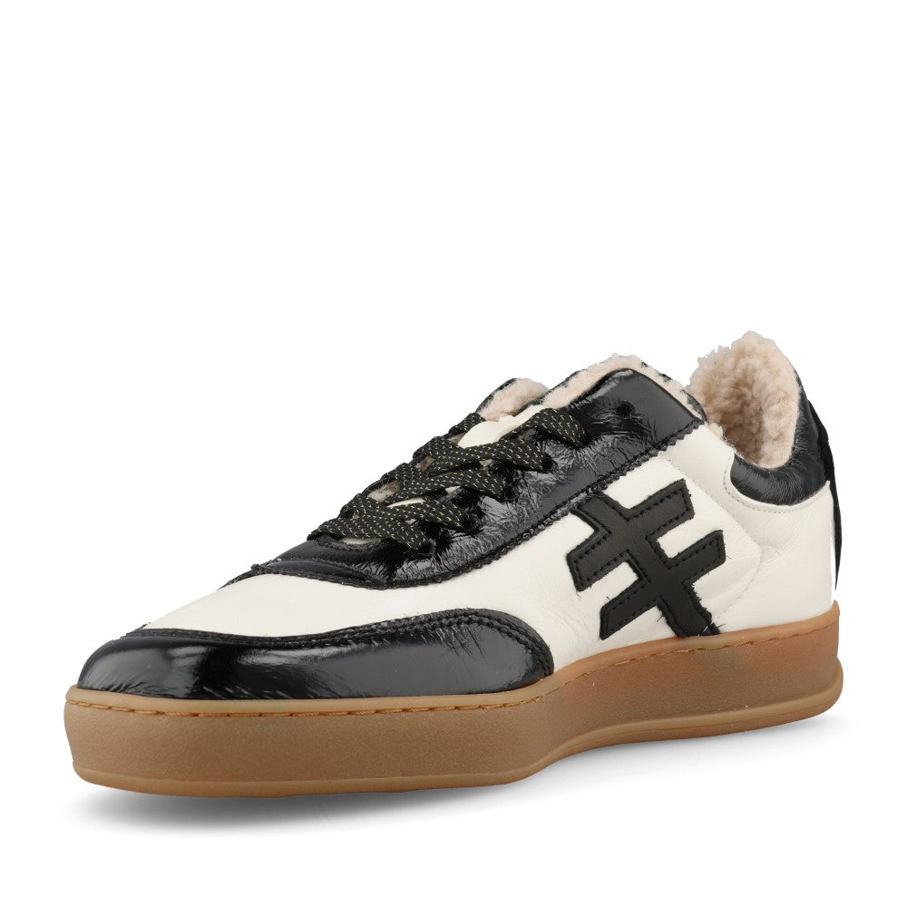 Another Trend Ladies A034 9391 Trainer In White