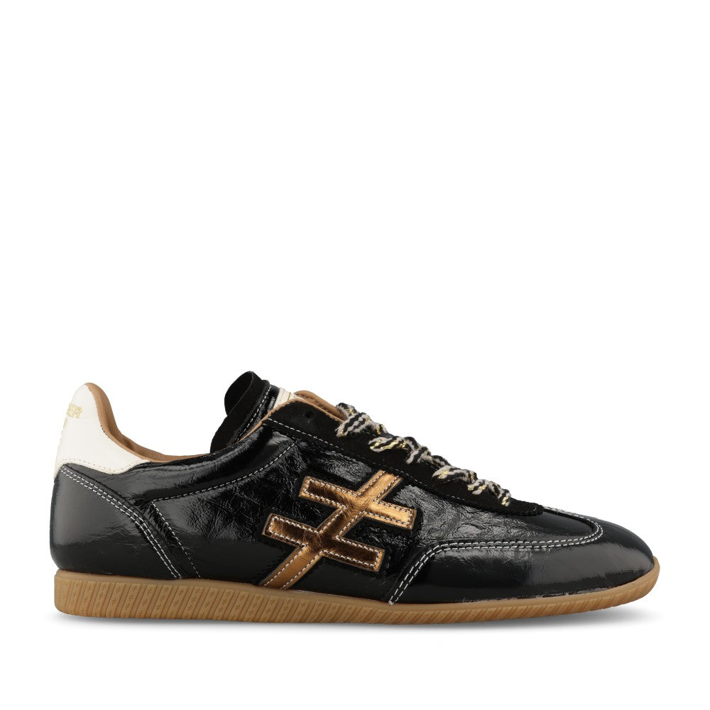 Another Trend Ladies A078 4705 Trainer In Black