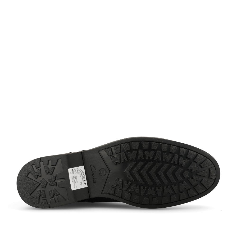 Clarks Mens Aldwin2 Cap Suede G-fit Boot In Black Suede