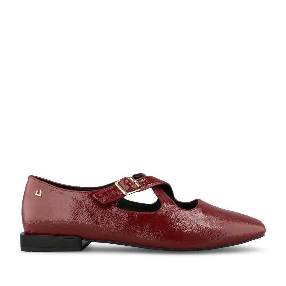 Una Healy Ladies Bookends Mary Jane Shoe In Berry Blaze