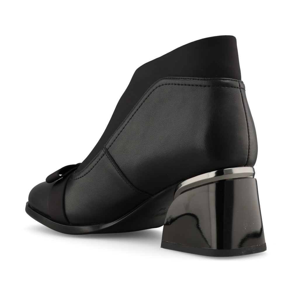 Loretta Vitale Ladies C2611 Ankle Boot In Black