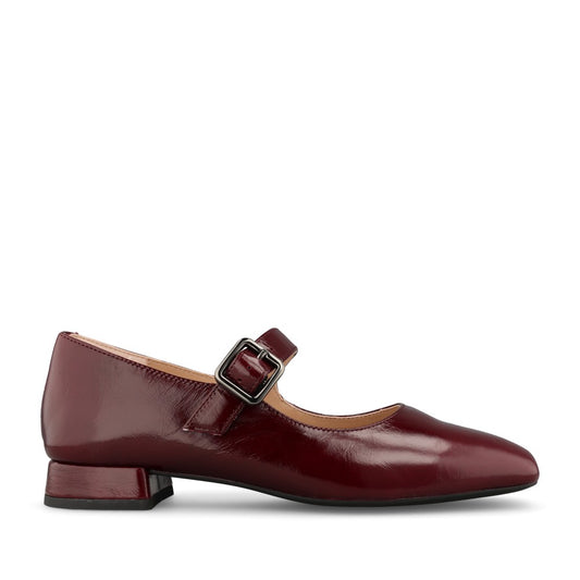 Unisa Ladies Culver Shoe In Burgundy