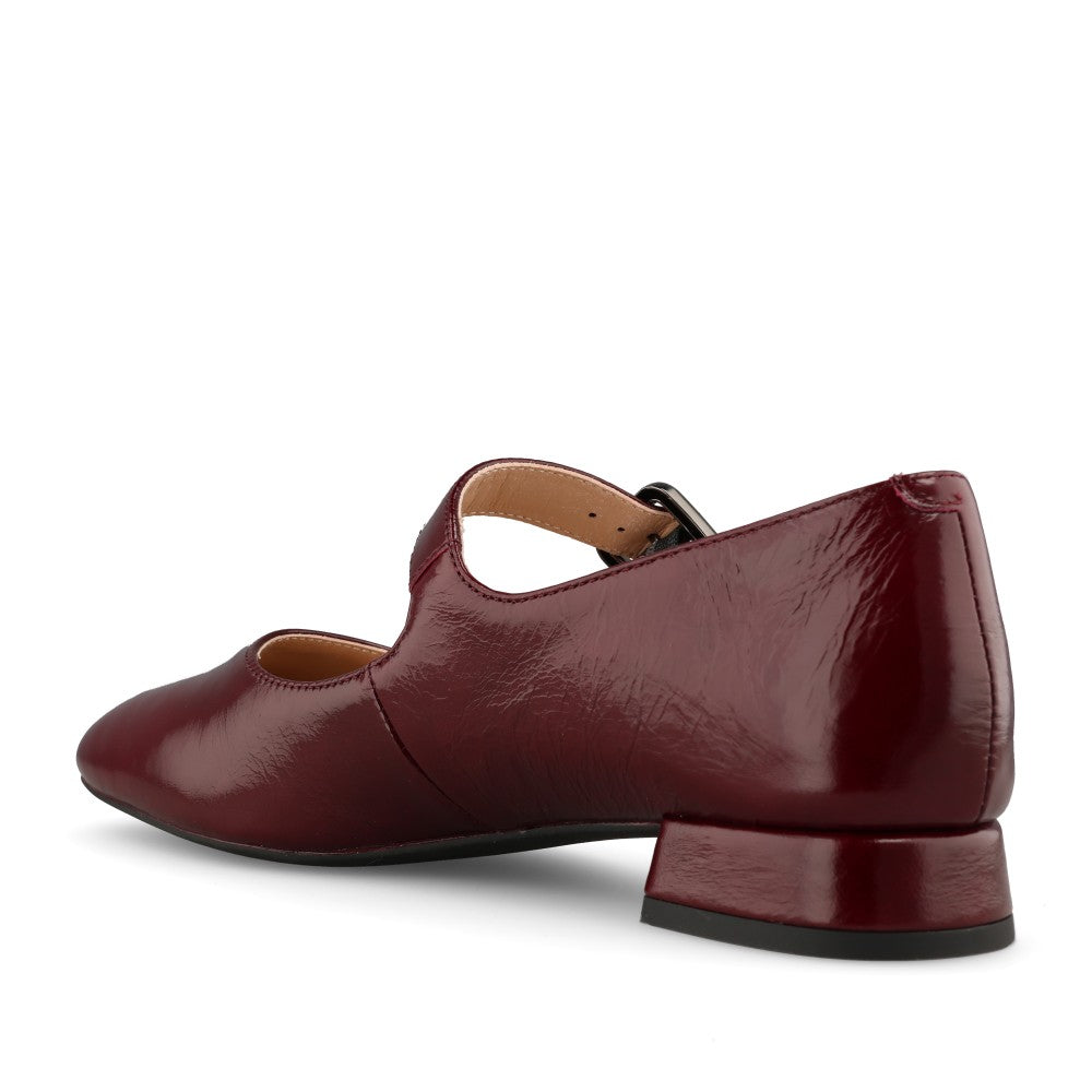 Unisa Ladies Culver Shoe In Burgundy