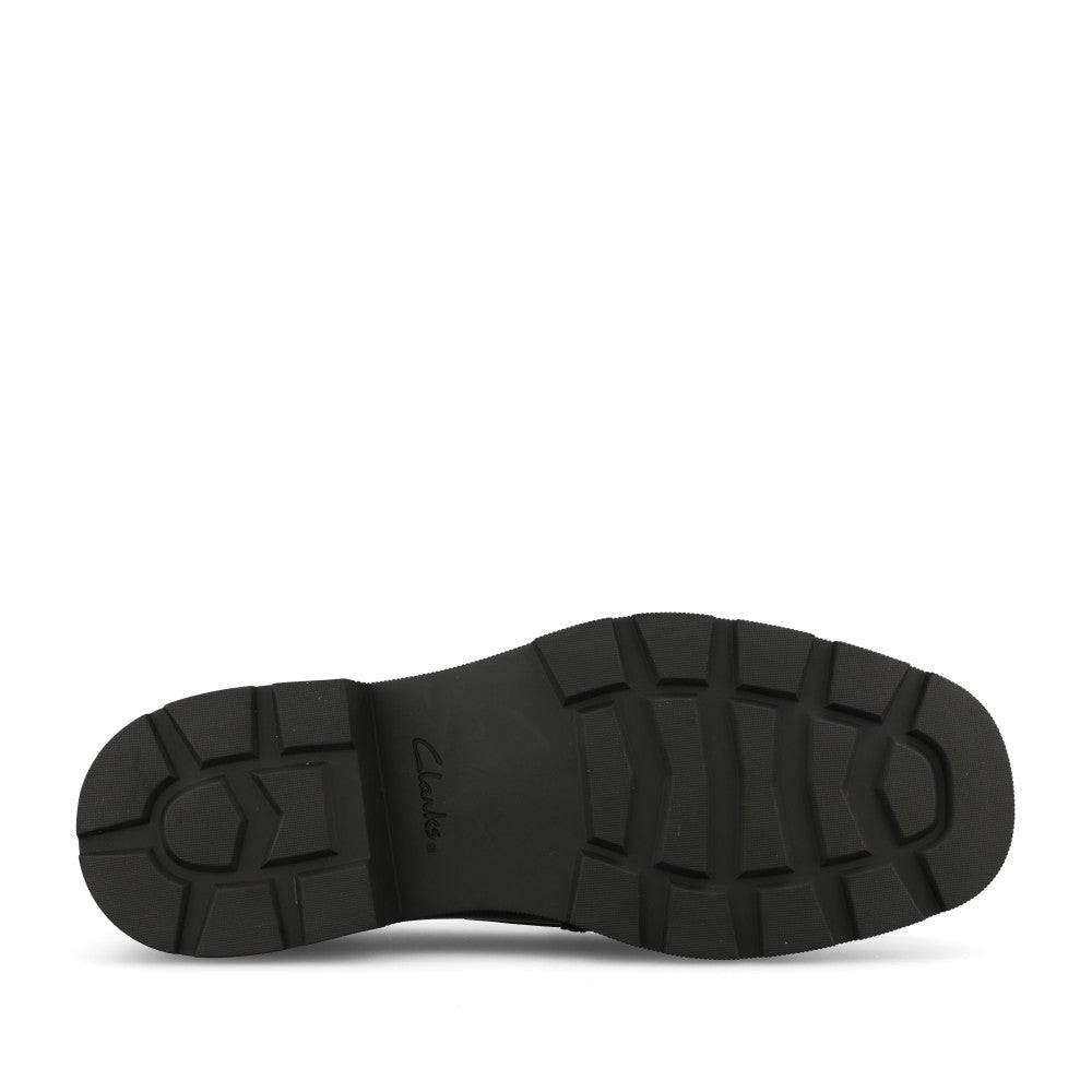 Clarks Ladies 261844914 Lauryl Tassel In Black Patent
