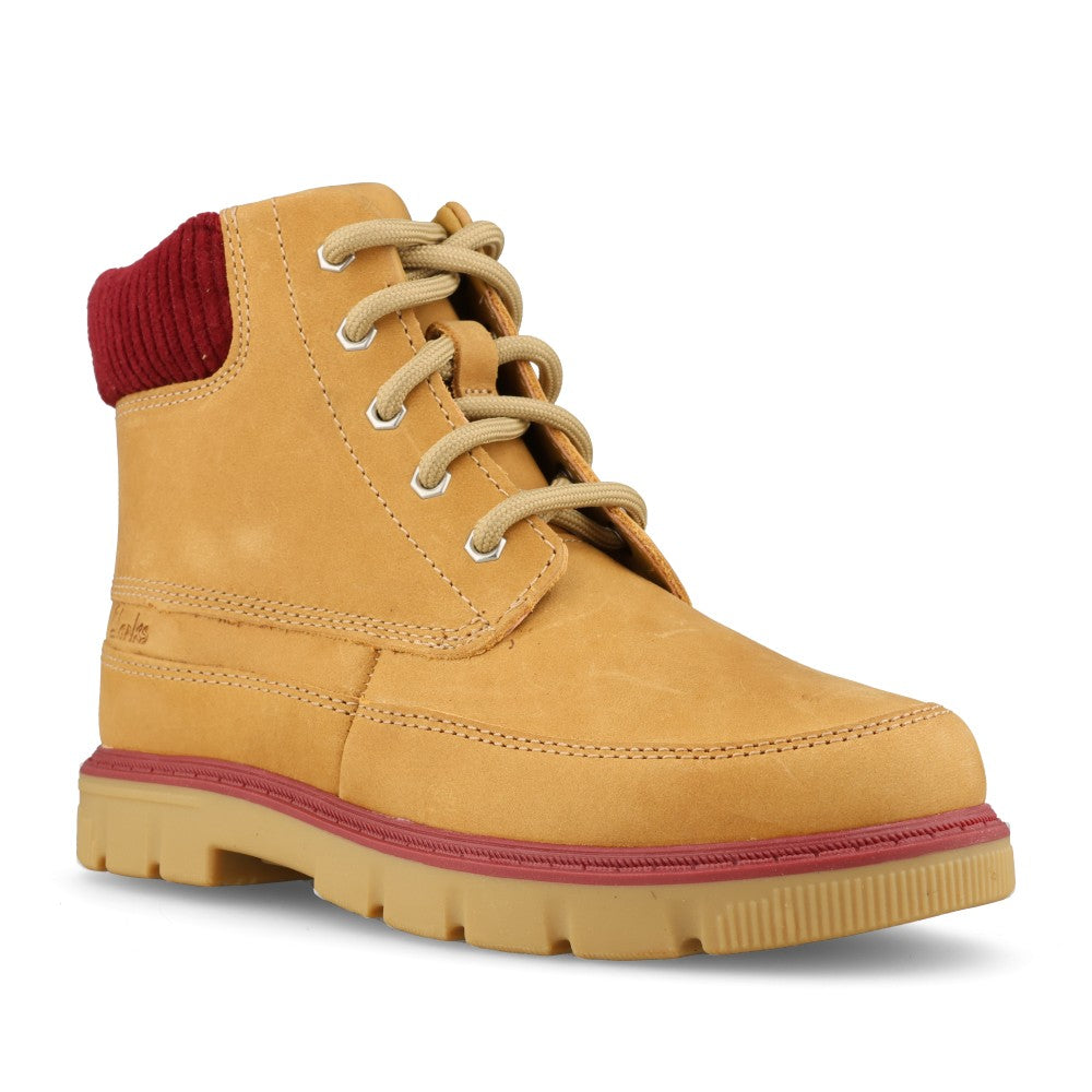 Clarks Boys Lorcam Pine O G-Fit Boot in Sand