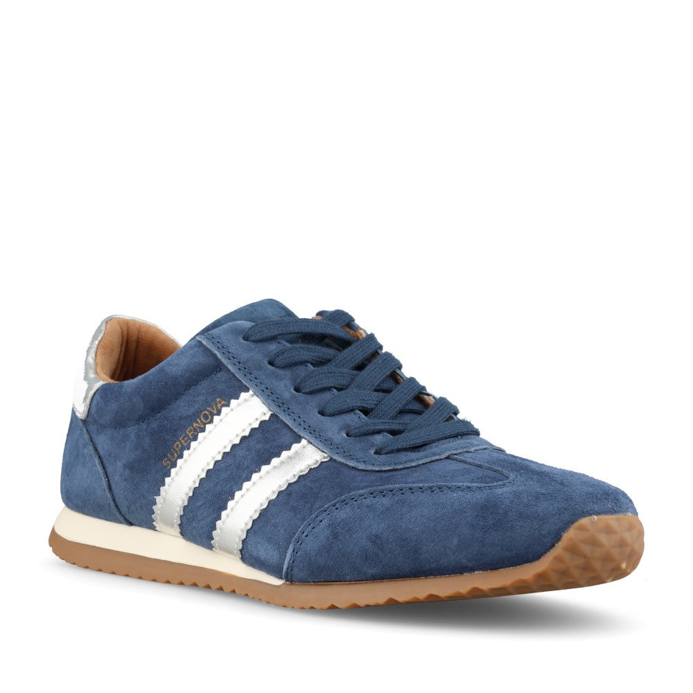 Drilleys Ladies Ninety Nine Trainer In Chrome Line