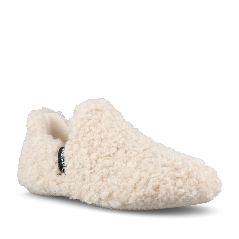 Verbenas Ladies Yuk Curly Slipper In Beige