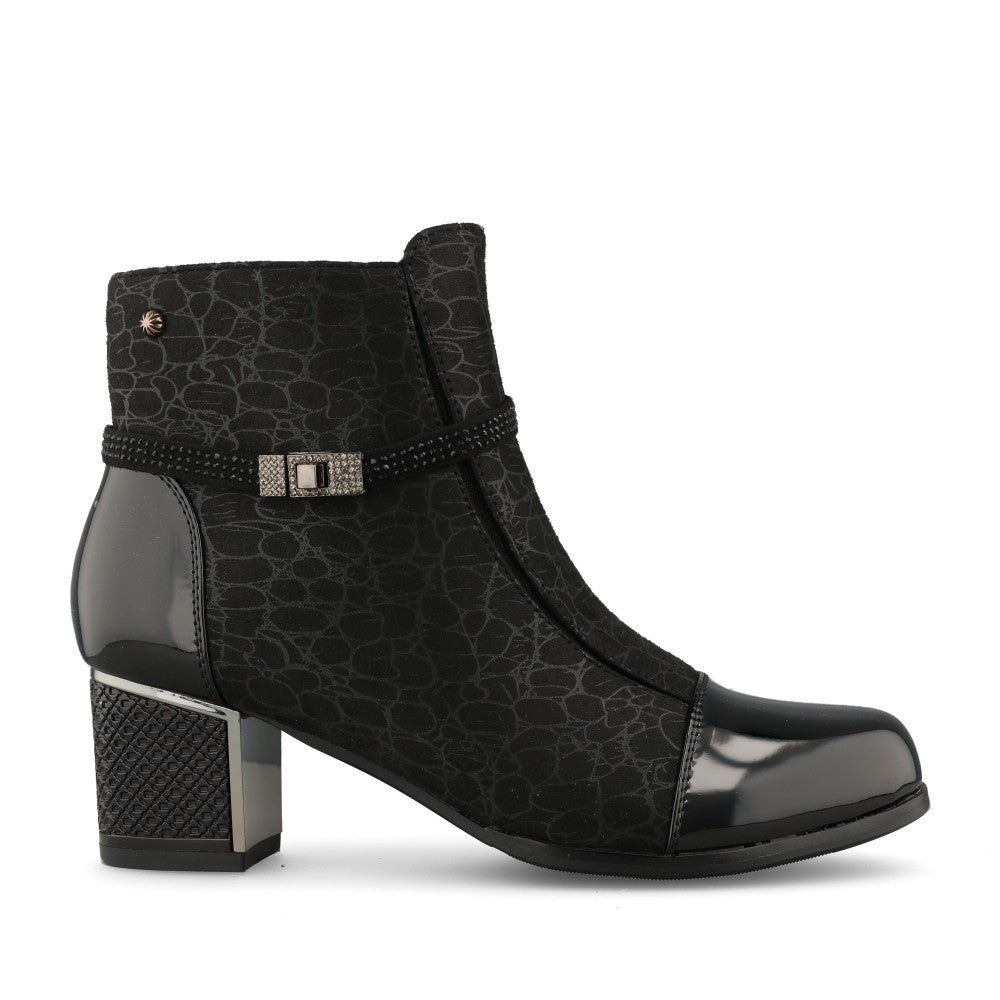 Redz Ladies AQA9 1101 Ankle Boot In Black