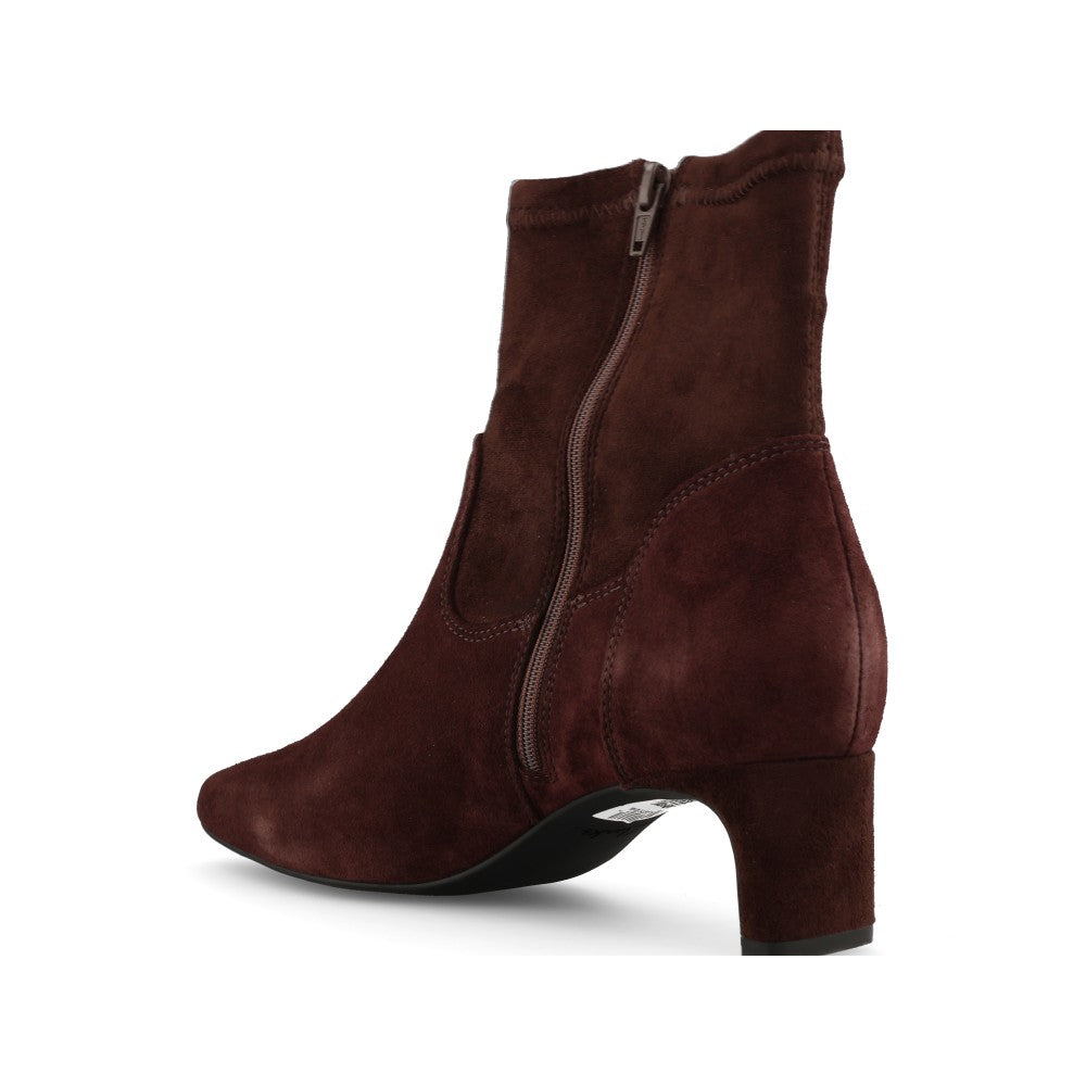 Clarks Ladies Edina Stretch Suede D-fit Boot In Brown Suede