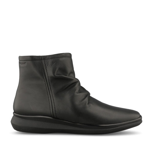 Clarks Ladies Lynell Park Leather D-fit Boot In Black Waterproof